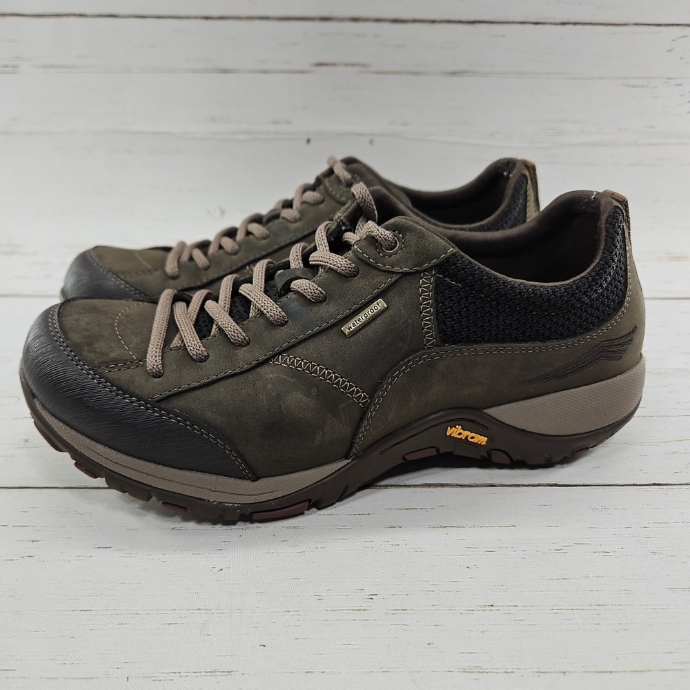 Dansko Paisley Brown Waterproof Hiking Shoes Vibram Sole Women EU 39‎ US 8.5-9